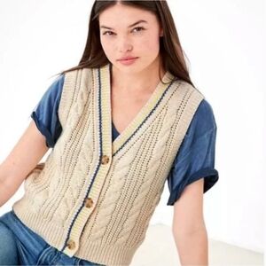 American Eagle Cable Knit Beige Sleeveless Vest Cotton Sweater SZ Small